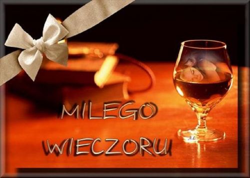 Zakochani w kieliszku miłego wieczoru